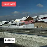 Vseborky Апартаменты Dalovice