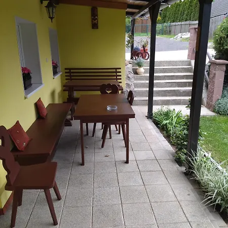 Vseborky Apartment *